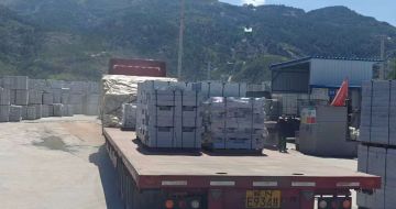 汕尾 芝麻白仿形路沿石，直形路沿石