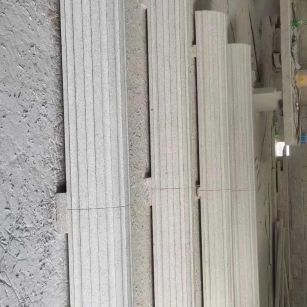 汕尾 花岗岩厂家带你看白麻花岗岩门楼大柱柱皮