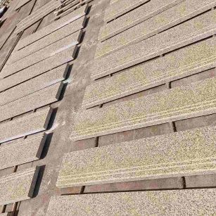 汕尾 黄金麻花岗岩光面楼梯踏步