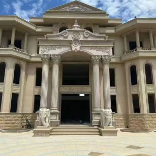 汕尾 黄金麻别墅外墙干挂，大柱，大象，蘑菇石，雕花板