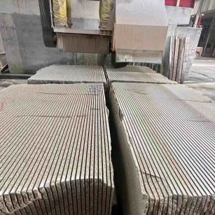 汕尾 车间生产日常，黄金麻白麻花岗岩