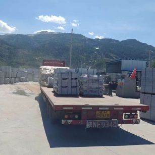 汕尾 芝麻白仿形路沿石，直形路沿石