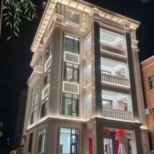 汕尾 芝麻白花岗岩别墅外墙夜间效果