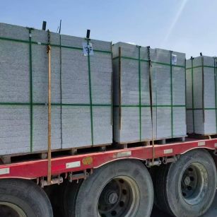 汕尾芝麻白花岗岩出货日常地铺石