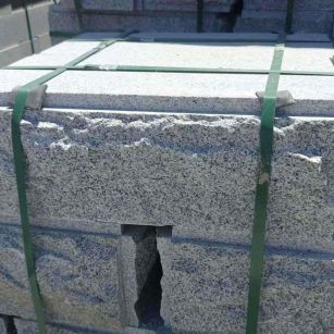 汕尾 芝麻白花岗岩自然面成品