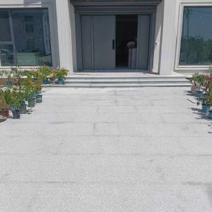 汕尾 芝麻白花岗岩地铺石地面铺装