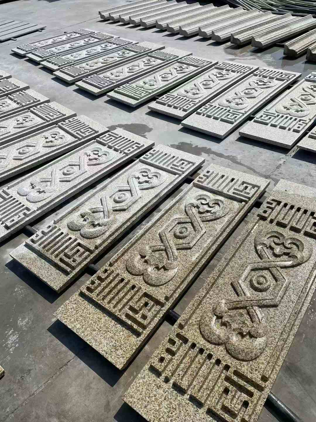 汕尾 黄金麻花岗岩外墙雕刻板