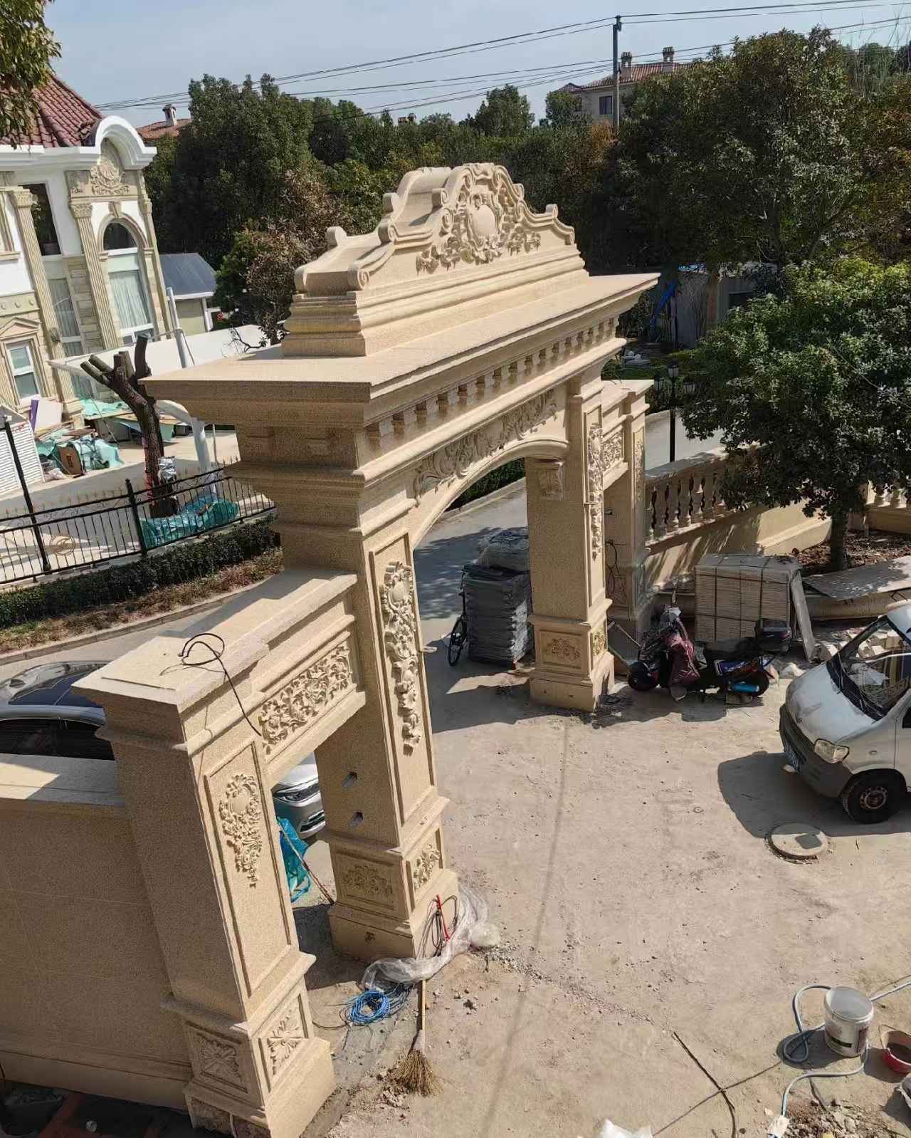 汕尾 黄金麻荔枝面花岗岩别墅门楼