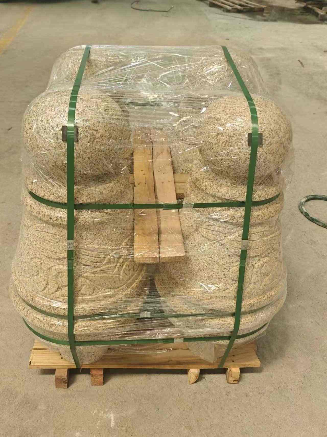 汕尾 黄金麻异形定制雕花——棒棒糖挡车柱