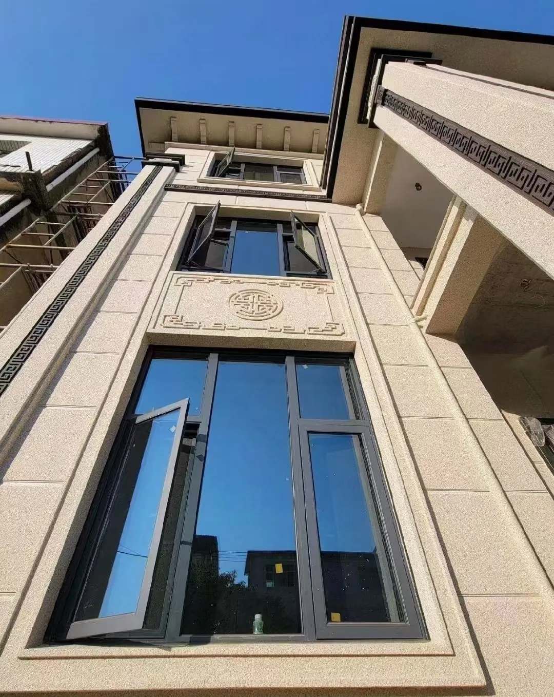 汕尾 黄金麻荔枝面别墅外墙干挂效果展示