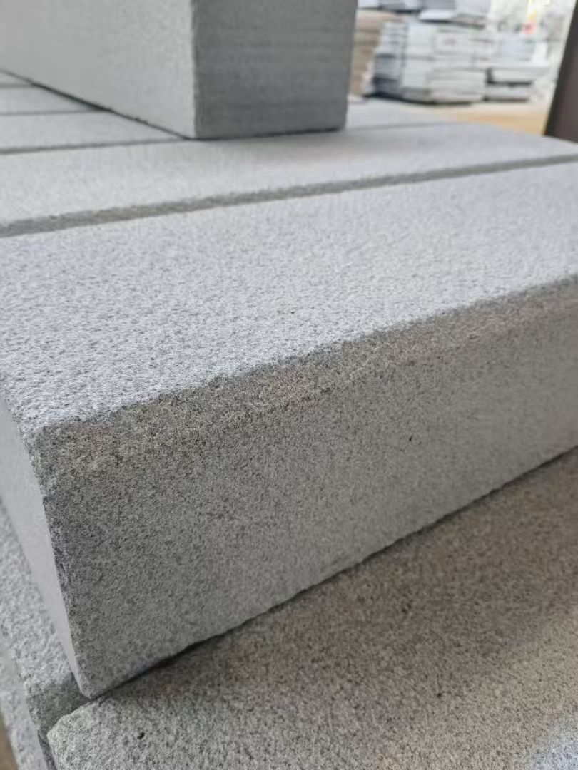 汕尾 芝麻灰荔枝面路沿石