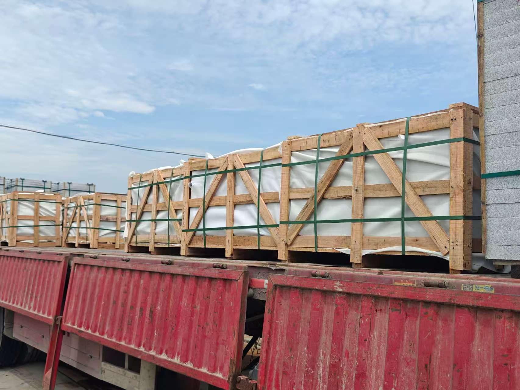 汕尾 芝麻白花岗岩地铺石出口专车-泰国游