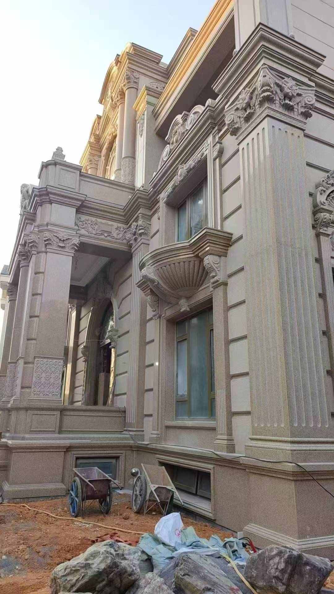 汕尾 黄金麻花岗岩光面别墅外墙干挂施工完成