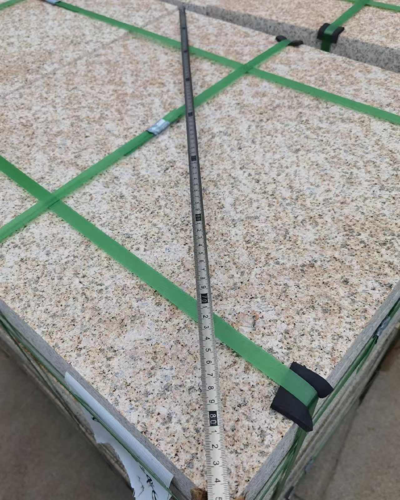 汕尾 黄金麻火烧面地铺石