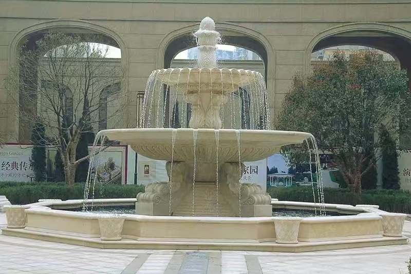 汕尾 黄金麻花岗岩异型加工——户外庭院石雕流水喷泉