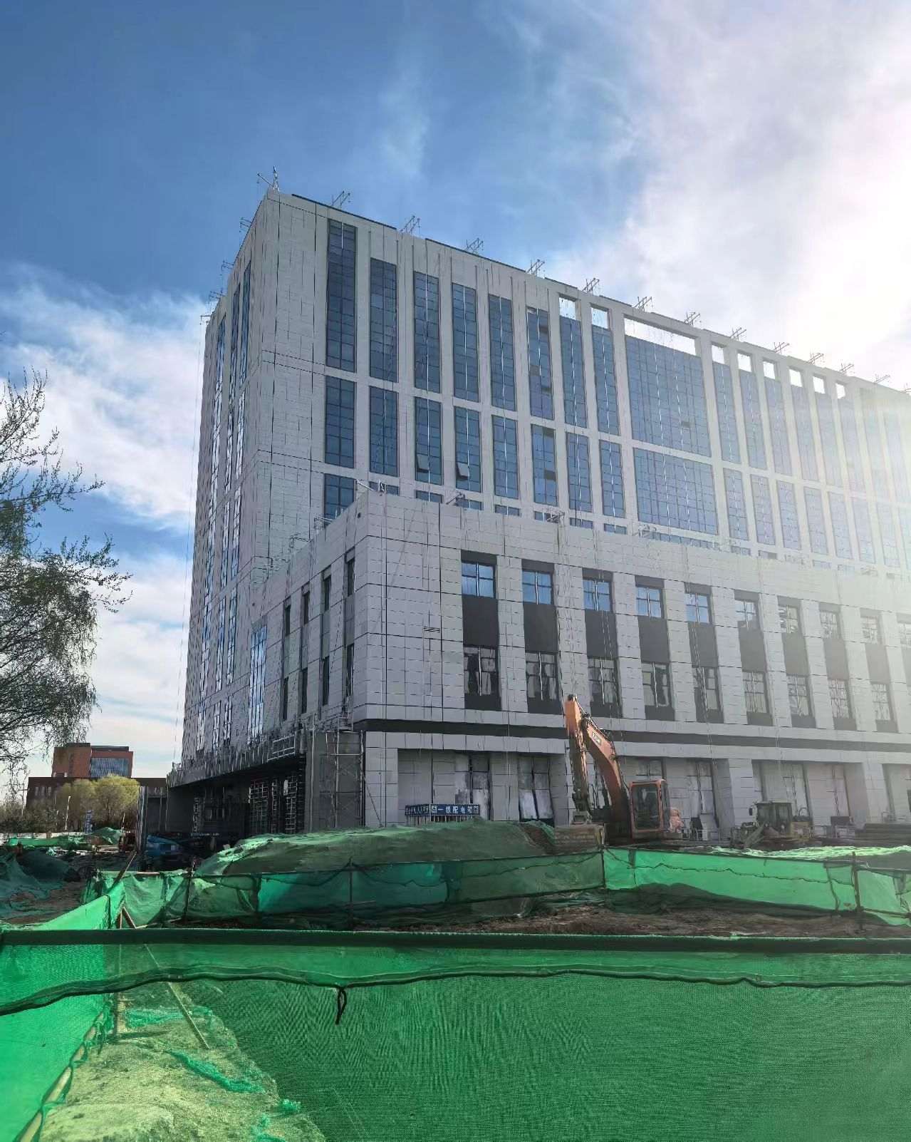 汕尾 白麻花岗岩石材外墙干挂